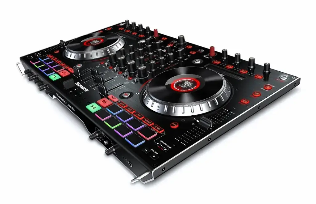 kontroler Numark NS6II Kontroler numark ns6II