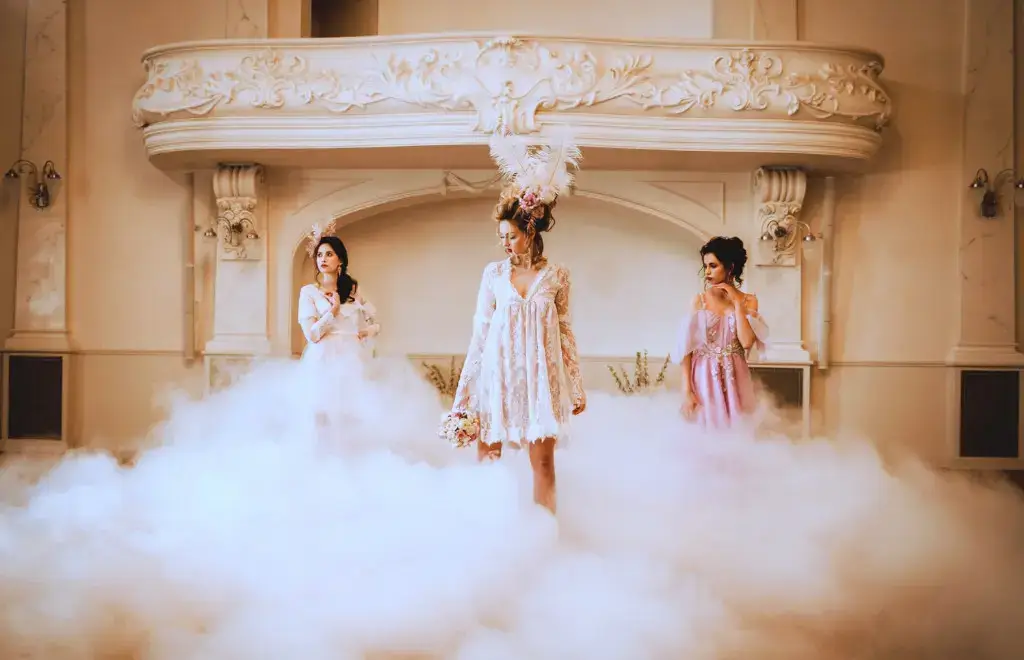 Najlepsza wytwornica Chauvet Nimbus. Porównanie wytwornic ciężkiego dymu – suchy lód vs lód tradycyjny