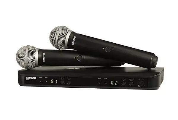 wypożyczalnia mikrofonów